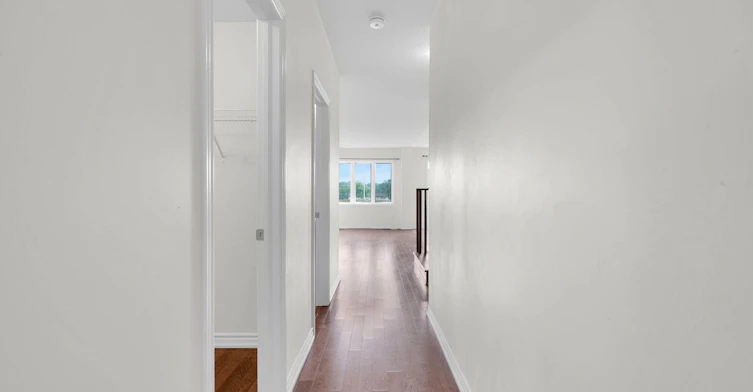 216 Explorer Way, Thorold, ON, L2V 0K2 - 6
