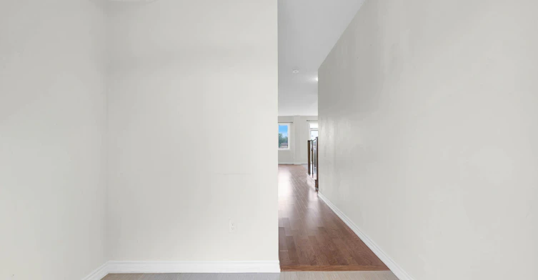 216 Explorer Way, Thorold, ON, L2V 0K2 - 4