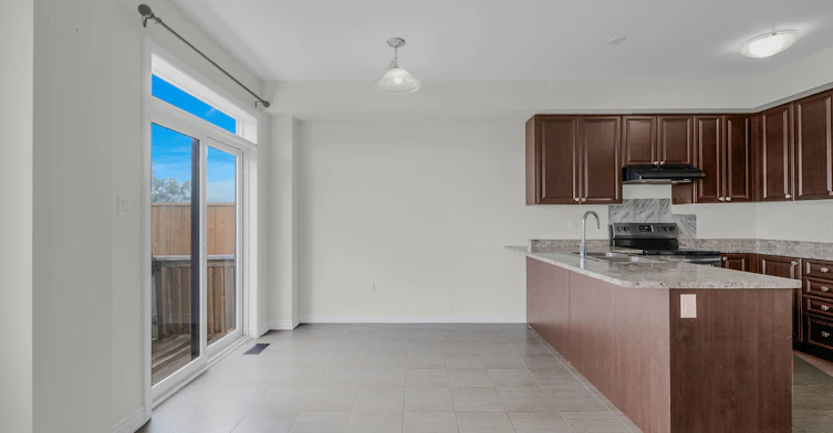 216 Explorer Way, Thorold, ON, L2V 0K2 - 13