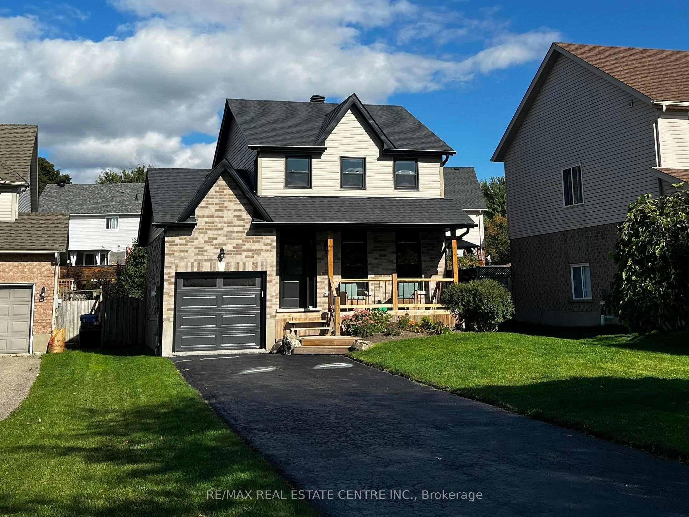 716 Russel Court, Shelburne, ON, L9V 3P4