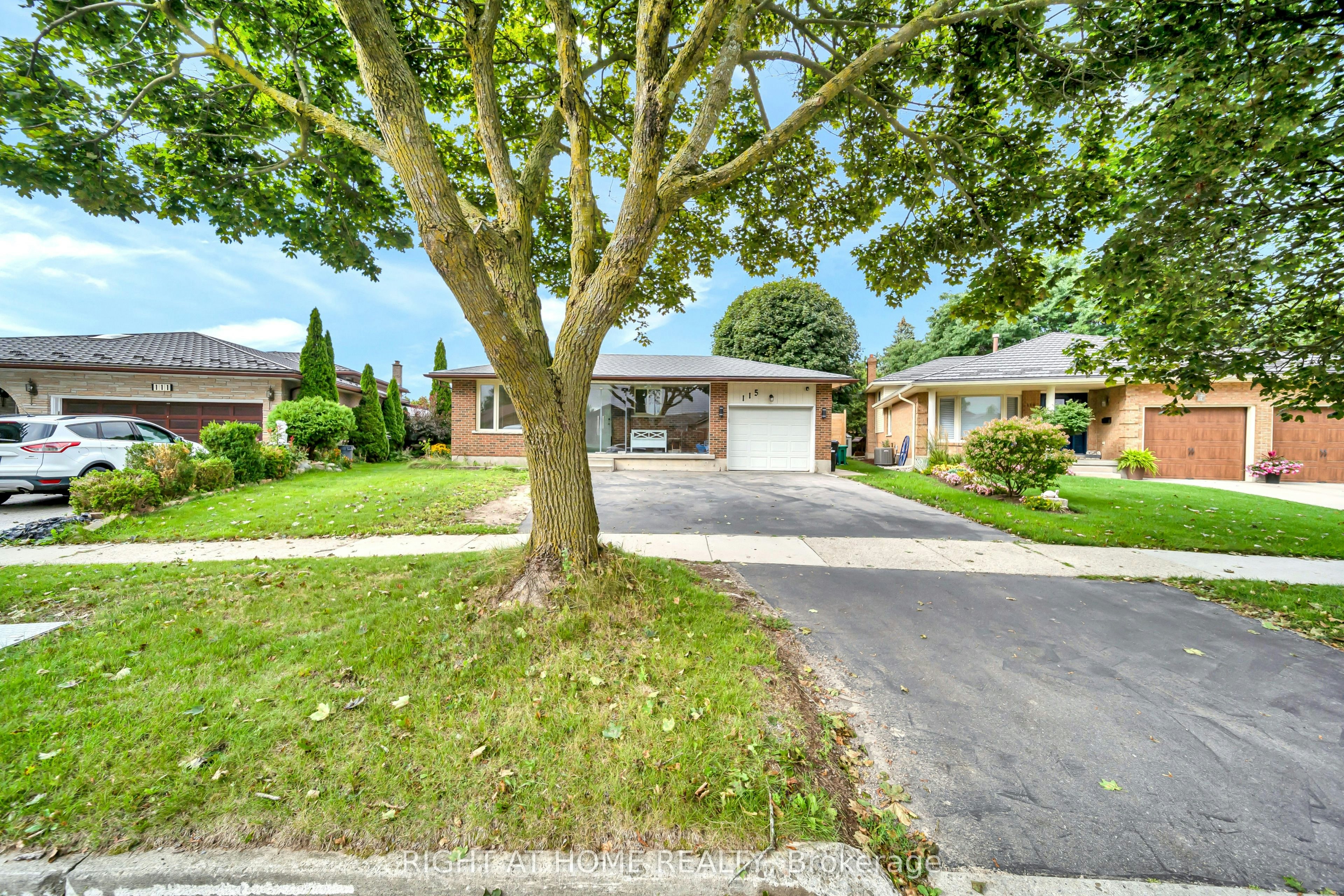 115 Countryside (Main Only) Crescent, Kitchener, ON, N2E 2S8 - 2
