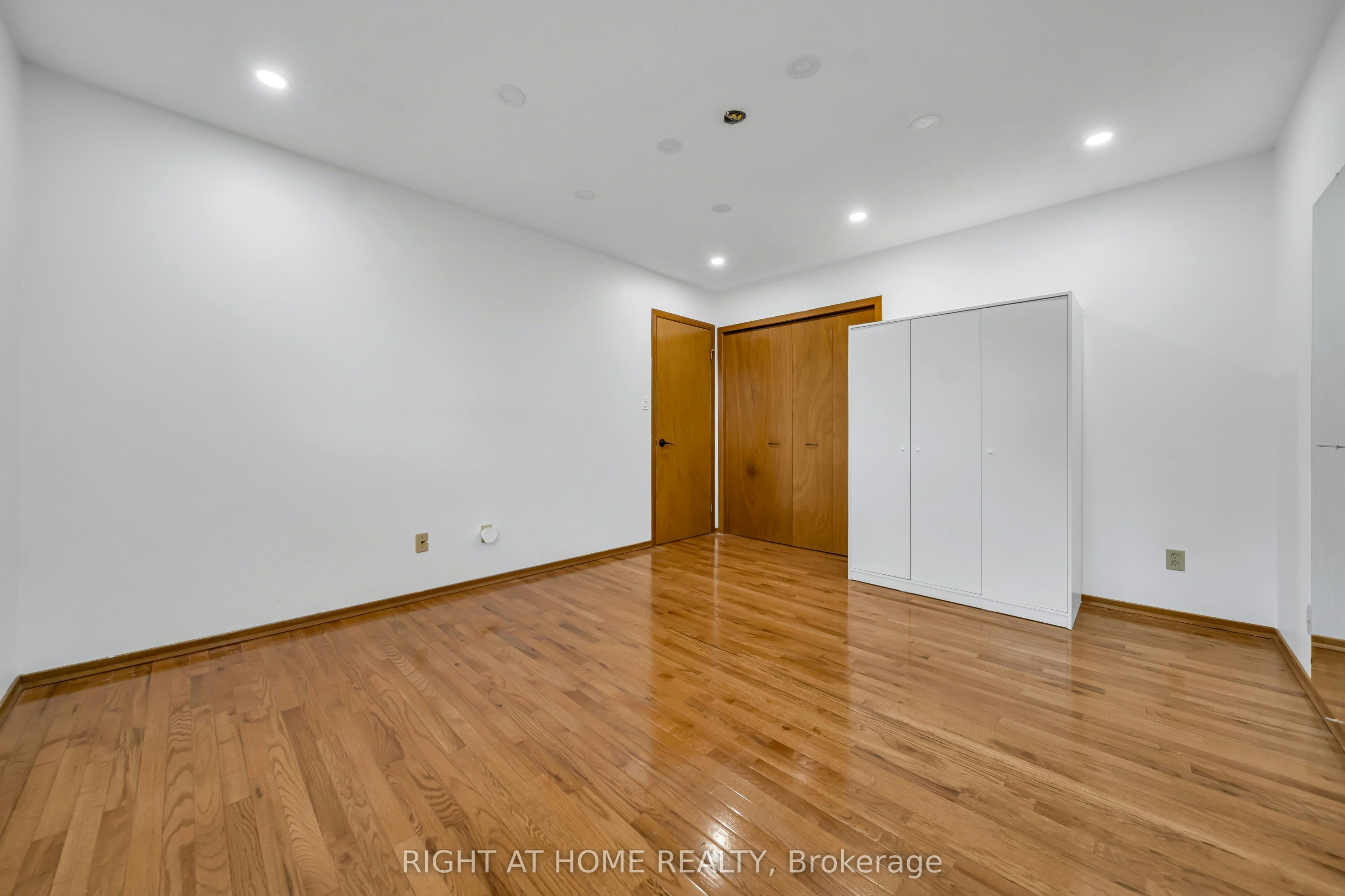 115 Countryside (Main Only) Crescent, Kitchener, ON, N2E 2S8 - 24