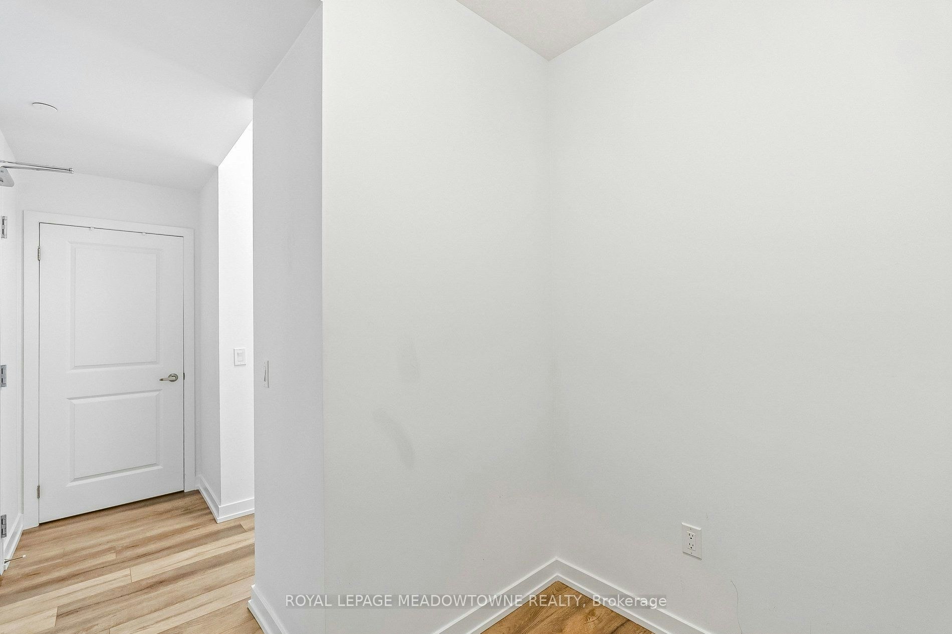 238-5055 Greenlane Road E, Lincoln, ON, L3J 2J3 - 30