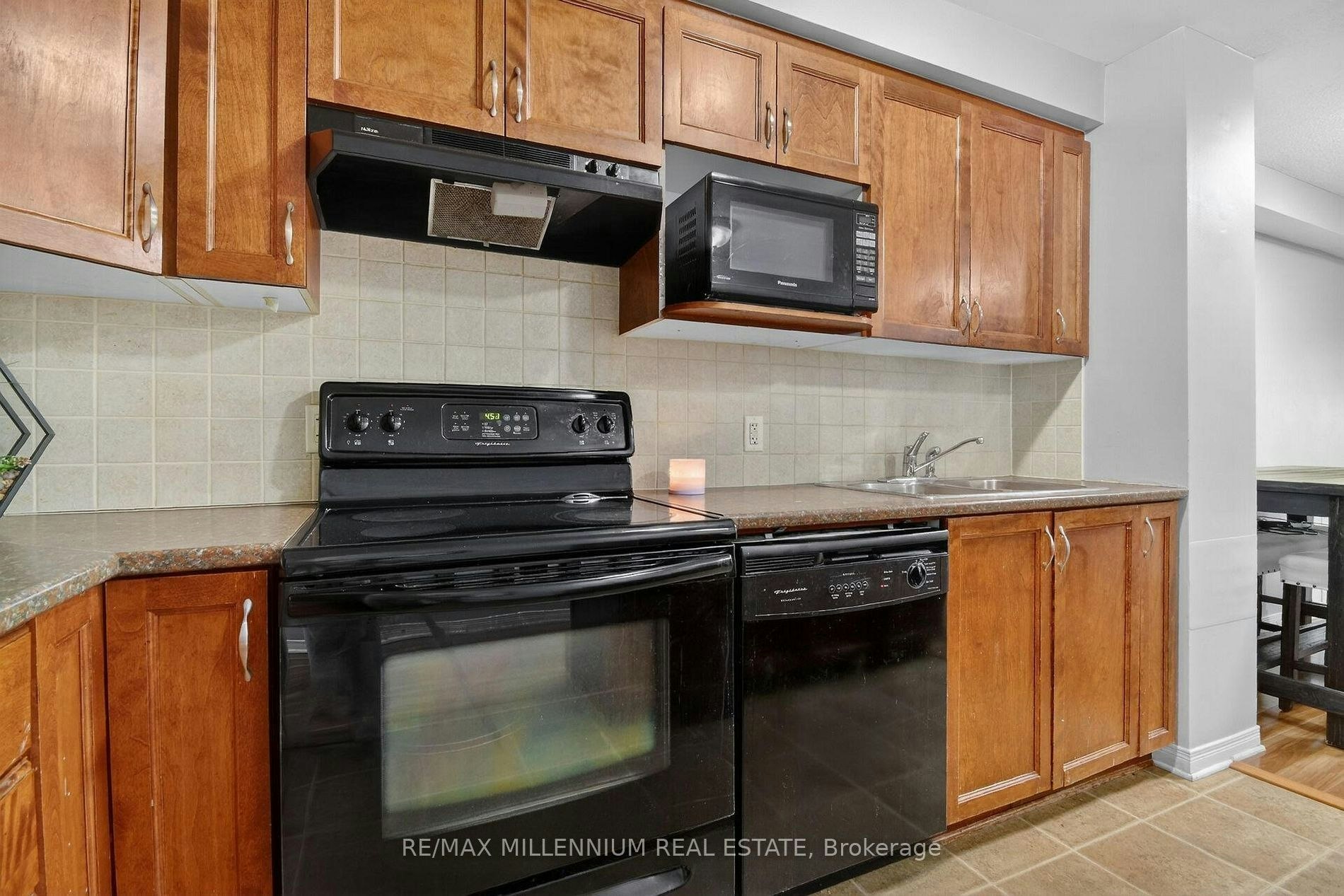 267 Keltie Private, Ottawa, ON, K2J 0A5 - 7