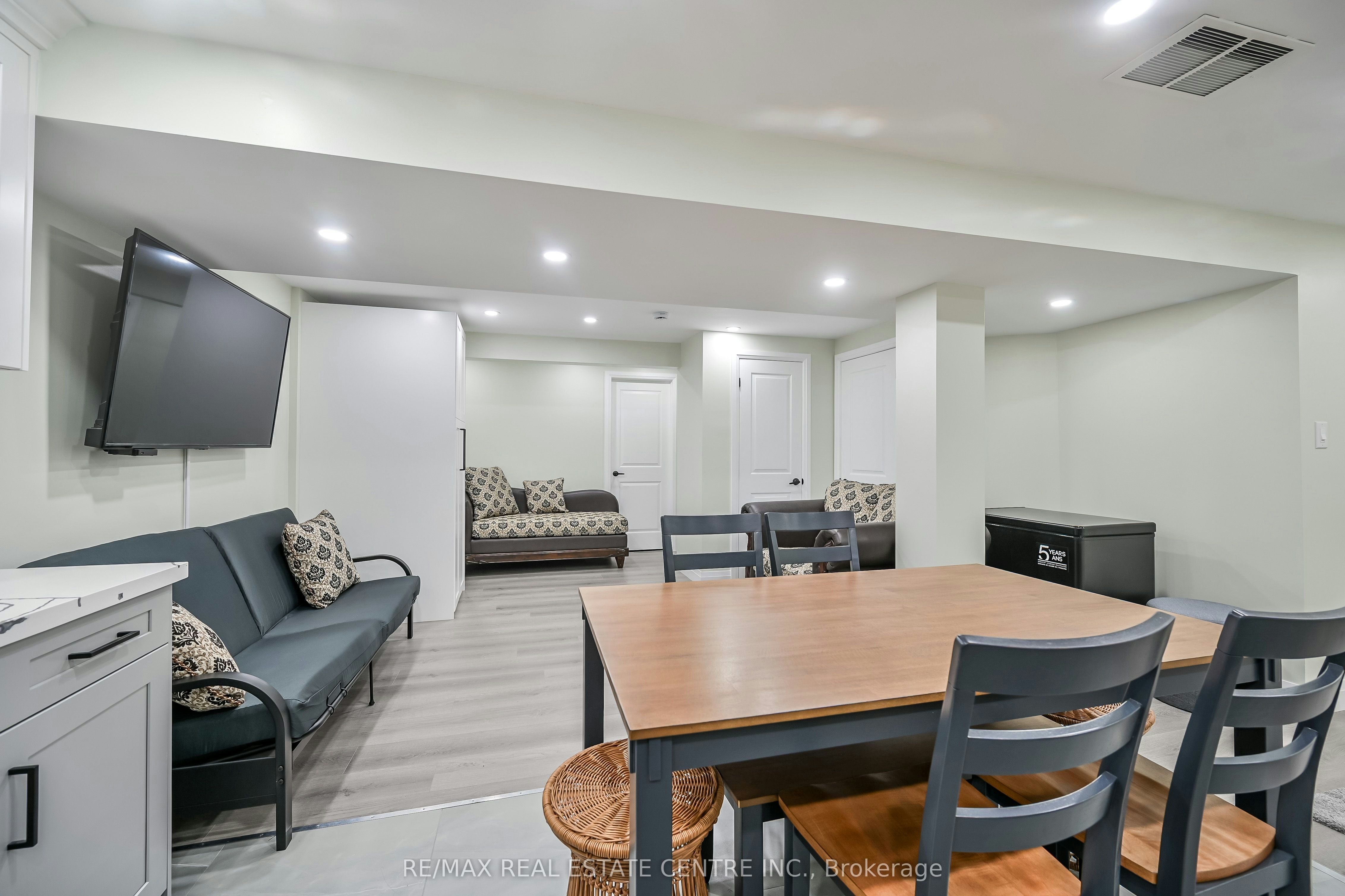 Lower Unit-31 Joseph Court, Hamilton, ON, L9C 7J4 - 14