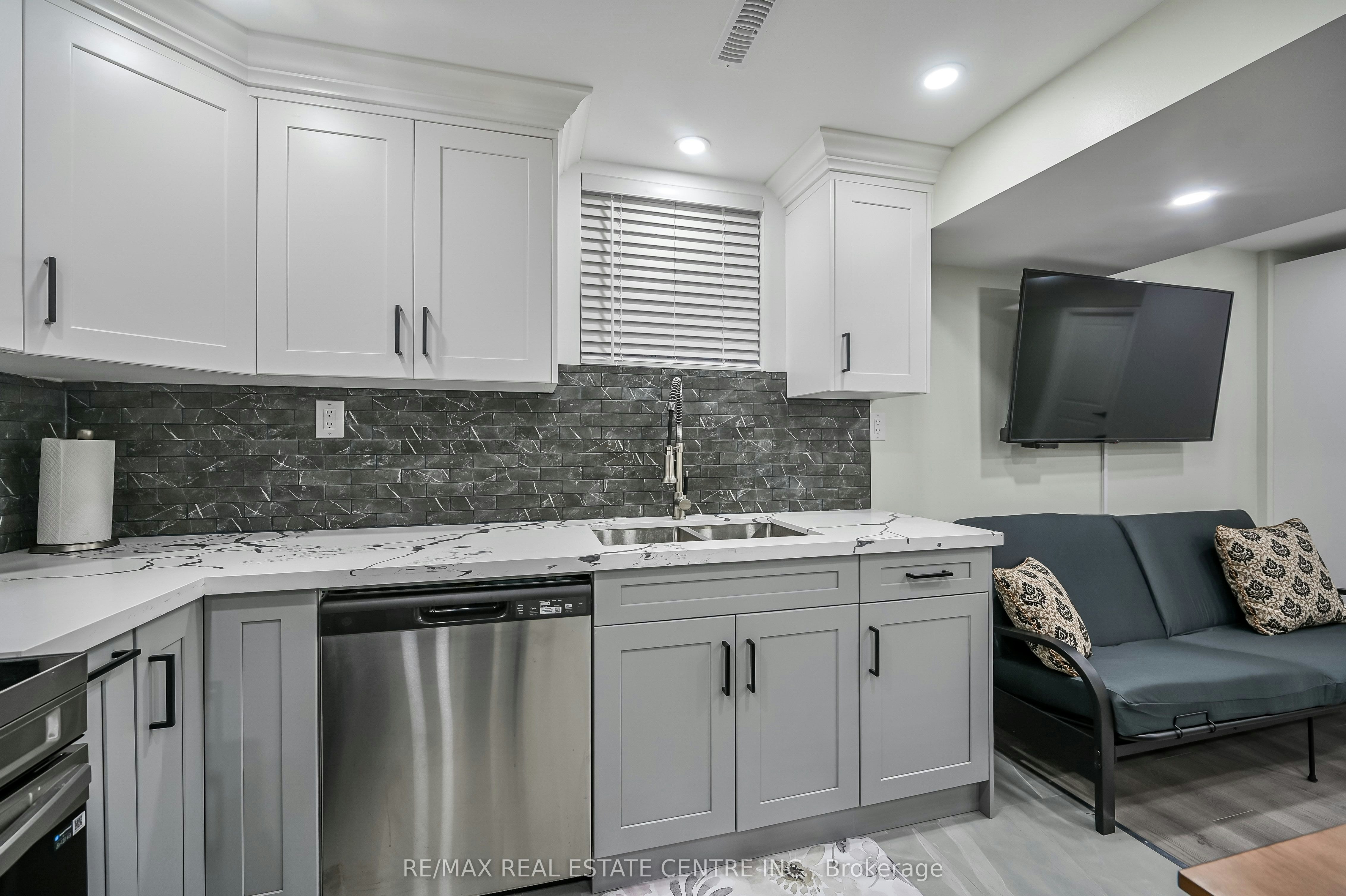 Lower Unit-31 Joseph Court, Hamilton, ON, L9C 7J4 - 13