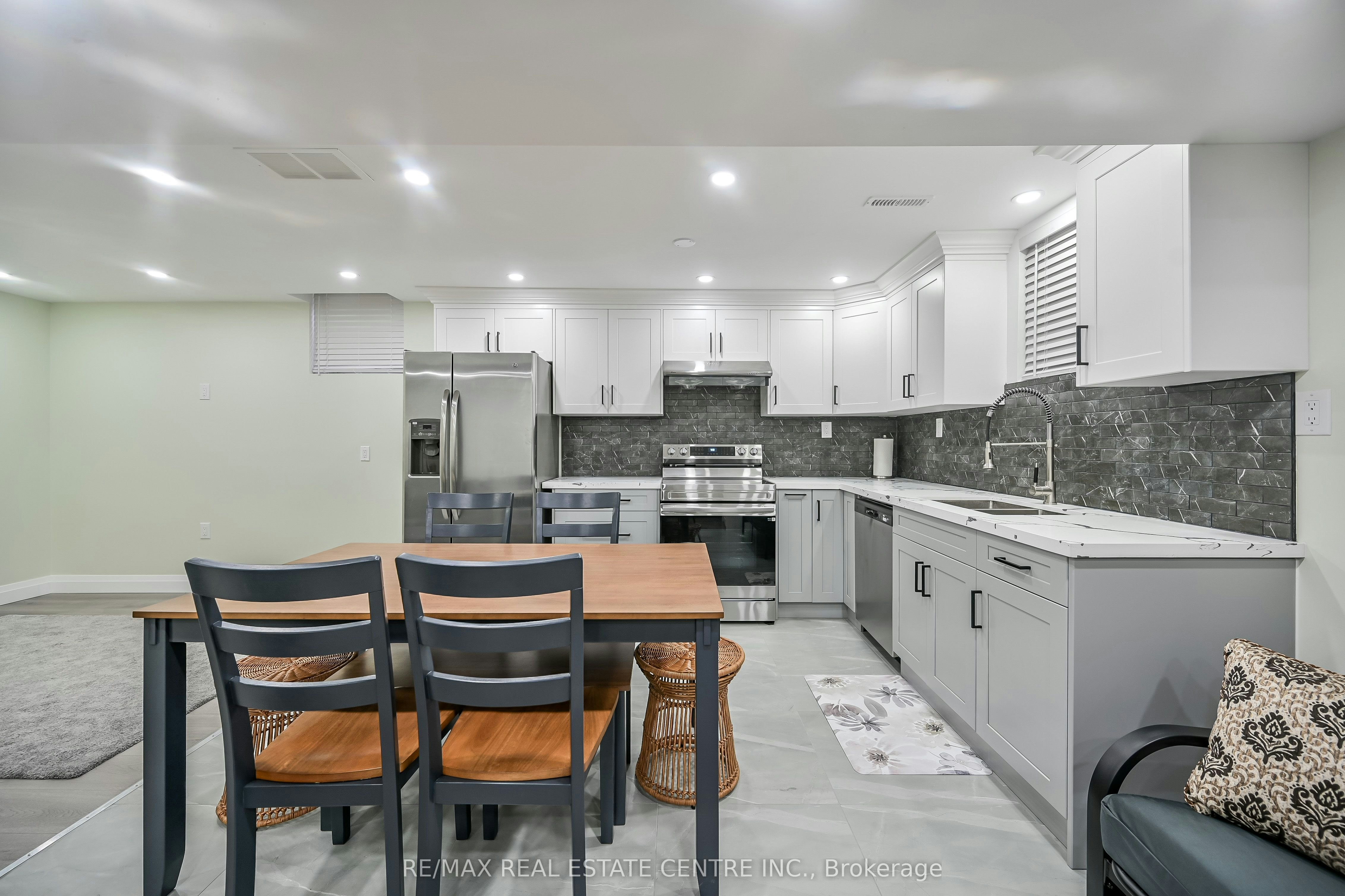 Lower Unit-31 Joseph Court, Hamilton, ON, L9C 7J4 - 15