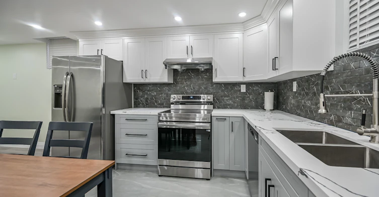 Lower Unit-31 Joseph Court, Hamilton, ON, L9C 7J4 - 10