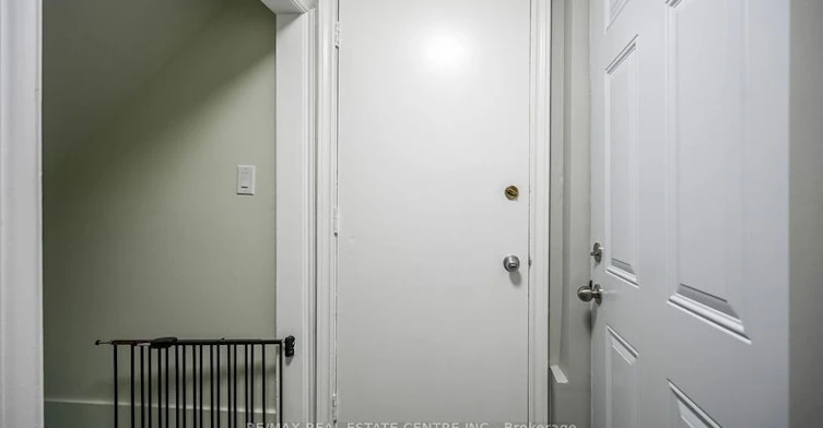 Lower Unit-31 Joseph Court, Hamilton, ON, L9C 7J4 - 4