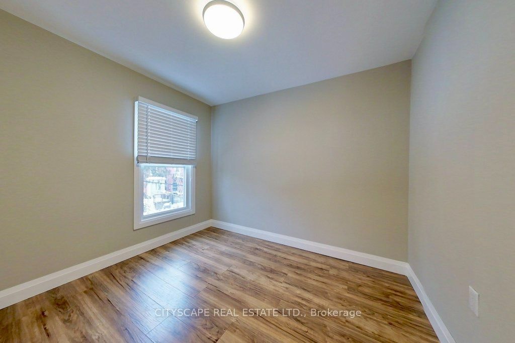 39 Holton Avenue N, Hamilton, ON, L8L 6H3 - 13