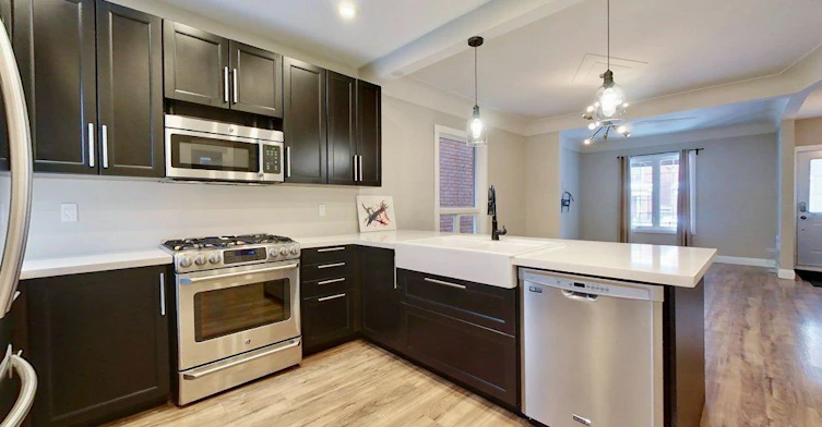 39 Holton Avenue N, Hamilton, ON, L8L 6H3 - 4