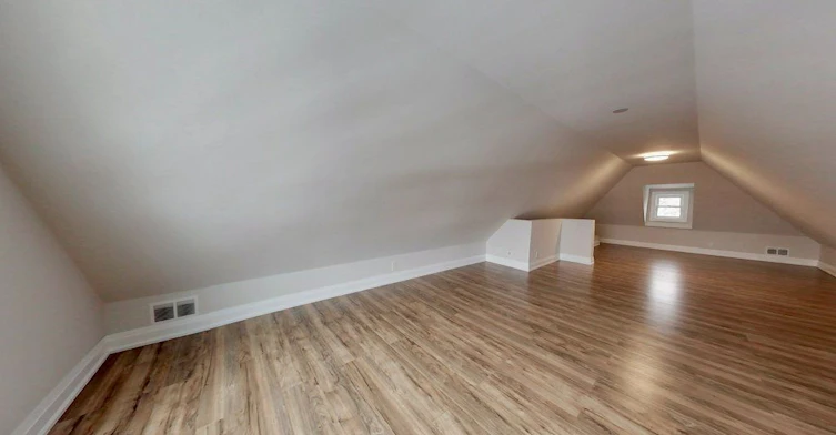 39 Holton Avenue N, Hamilton, ON, L8L 6H3 - 18