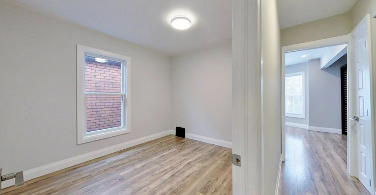 39 Holton Avenue N, Hamilton, ON, L8L 6H3 - 15