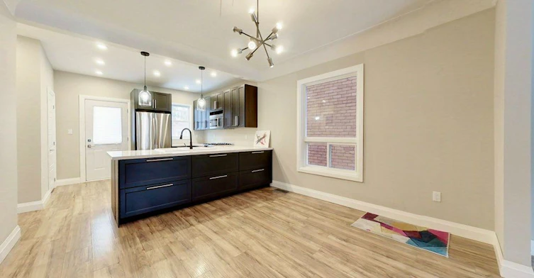 39 Holton Avenue N, Hamilton, ON, L8L 6H3 - 2