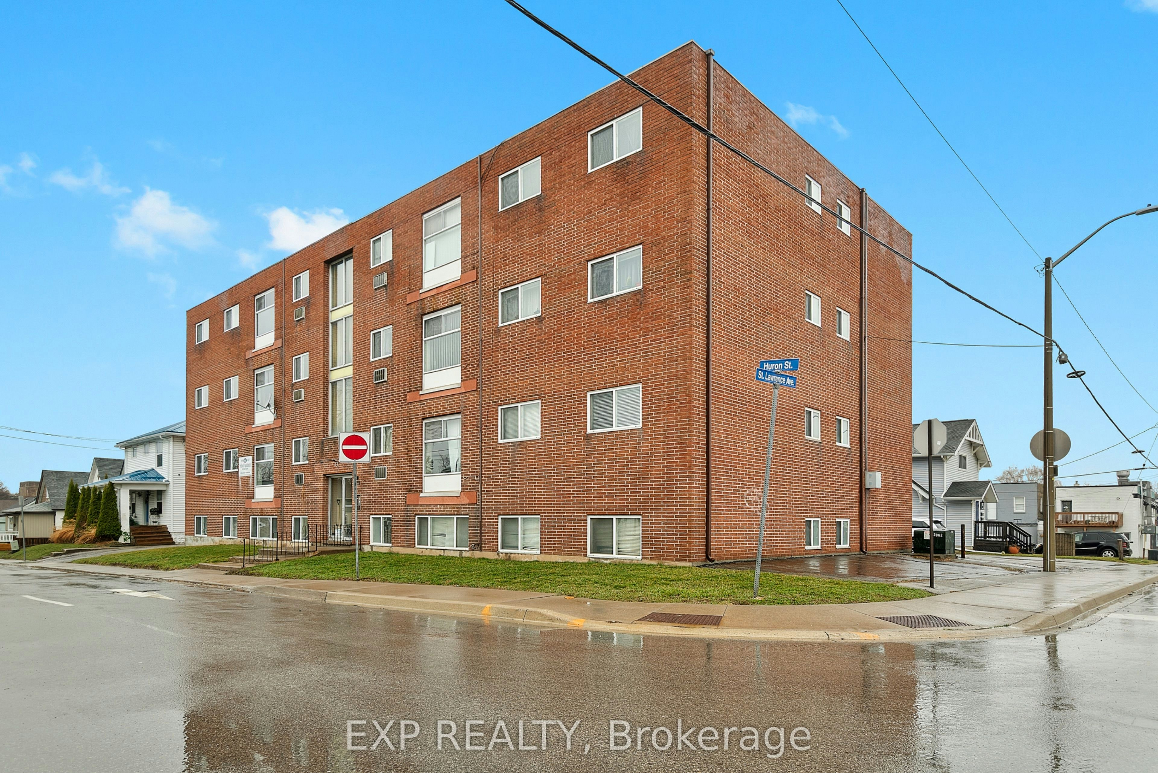 5-4663 Huron Street, Niagara Falls, ON, L2E 2H7
