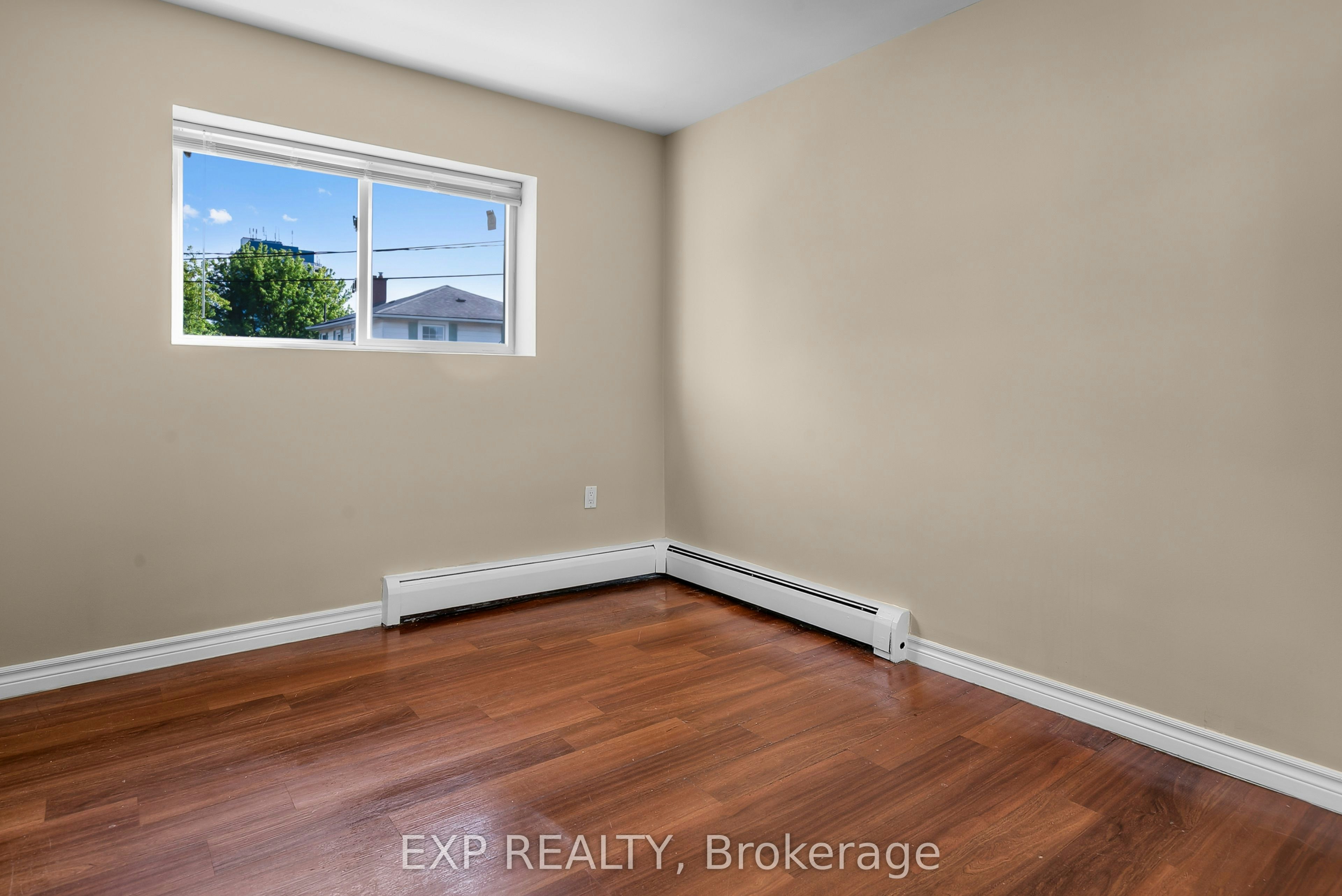 5-4663 Huron Street, Niagara Falls, ON, L2E 2H7 - 8