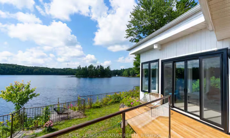 1018 Clearwater Shores Boulevard