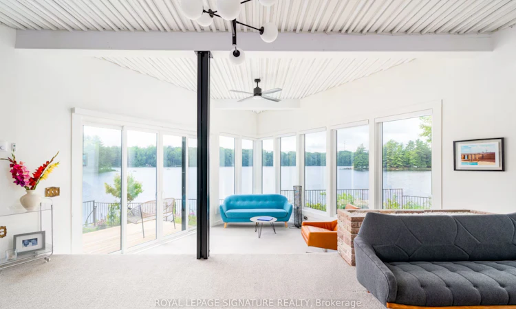 1018 Clearwater Shores Boulevard