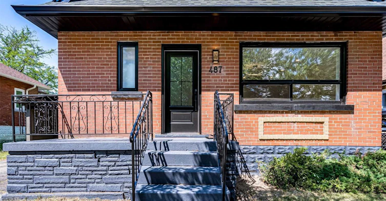 Upper-487 Brucedale Avenue E, Hamilton, ON, L8V 1P1