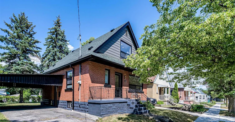 Upper-487 Brucedale Avenue E, Hamilton, ON, L8V 1P1