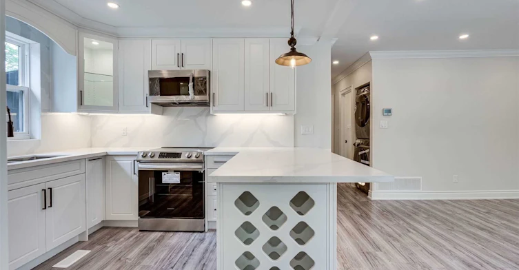Upper-487 Brucedale Avenue E, Hamilton, ON, L8V 1P1 - 3