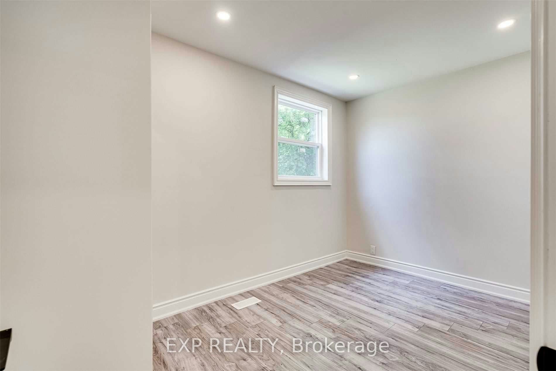 Upper-487 Brucedale Avenue E, Hamilton, ON, L8V 1P1 - 9