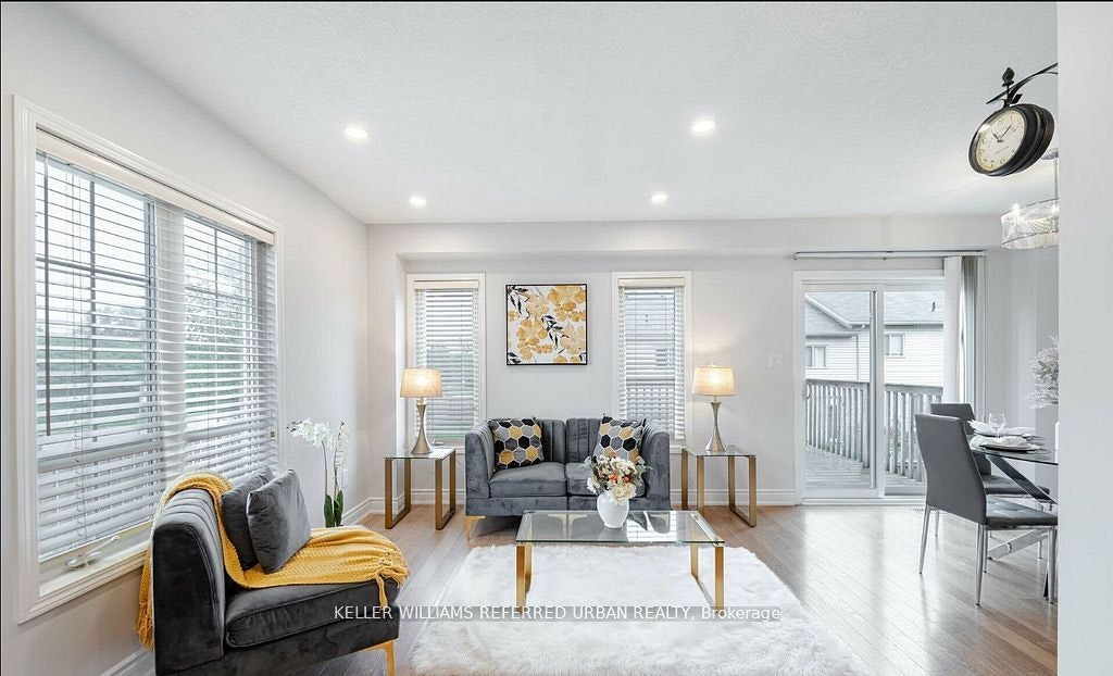 Main-219 Templewood Drive, Kitchener, ON, N2R 0A3