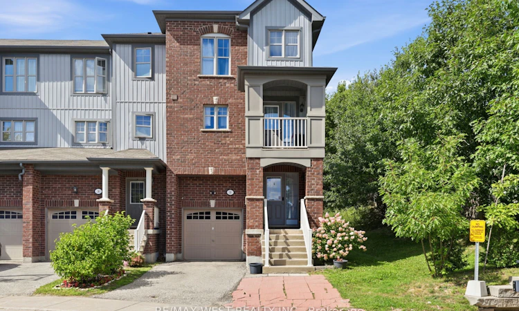 35-701 Homer Watson Boulevard