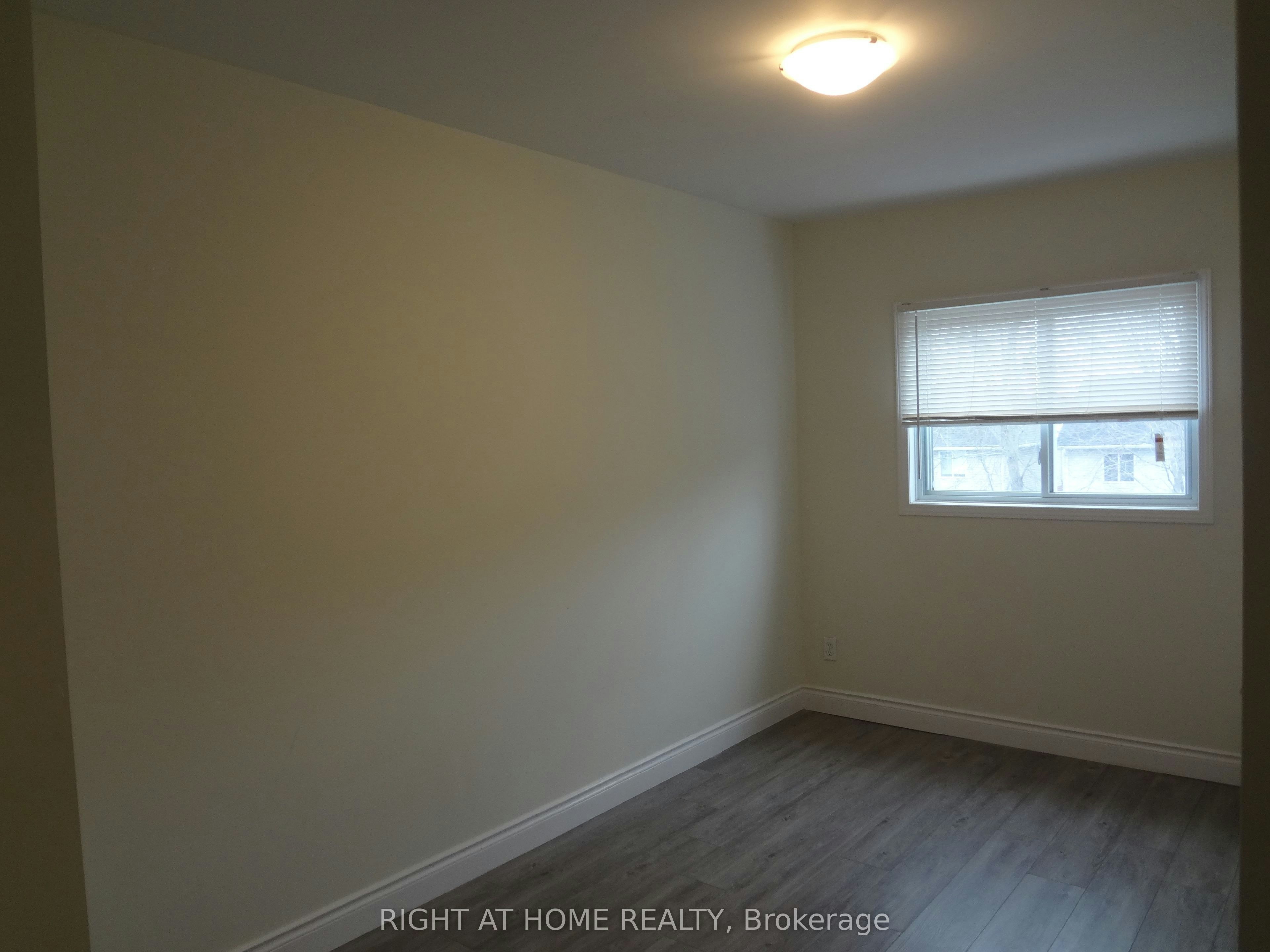 49-211 Veronica Drive, Kitchener, ON, N2A 2R8 - 8