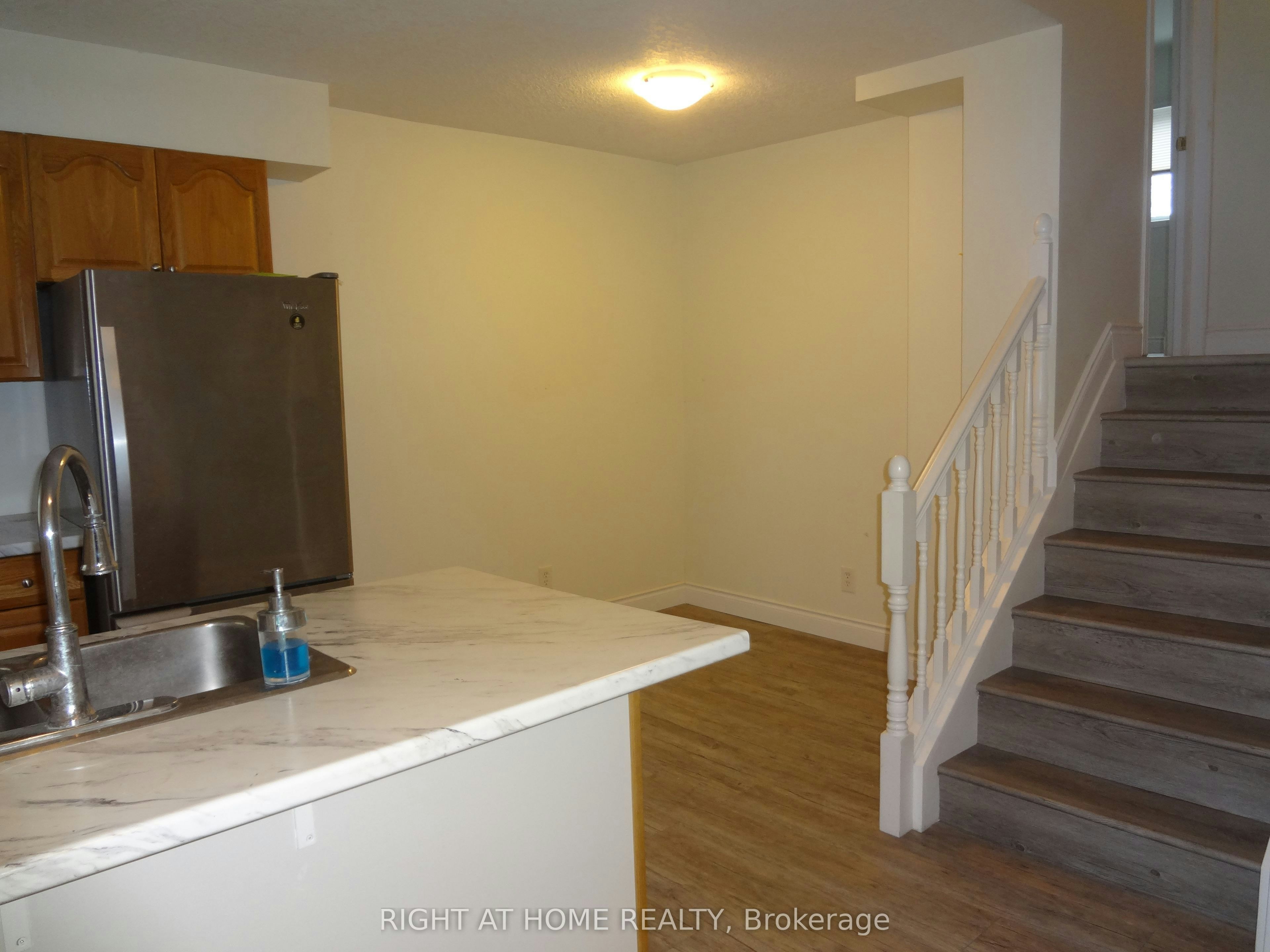 49-211 Veronica Drive, Kitchener, ON, N2A 2R8 - 5
