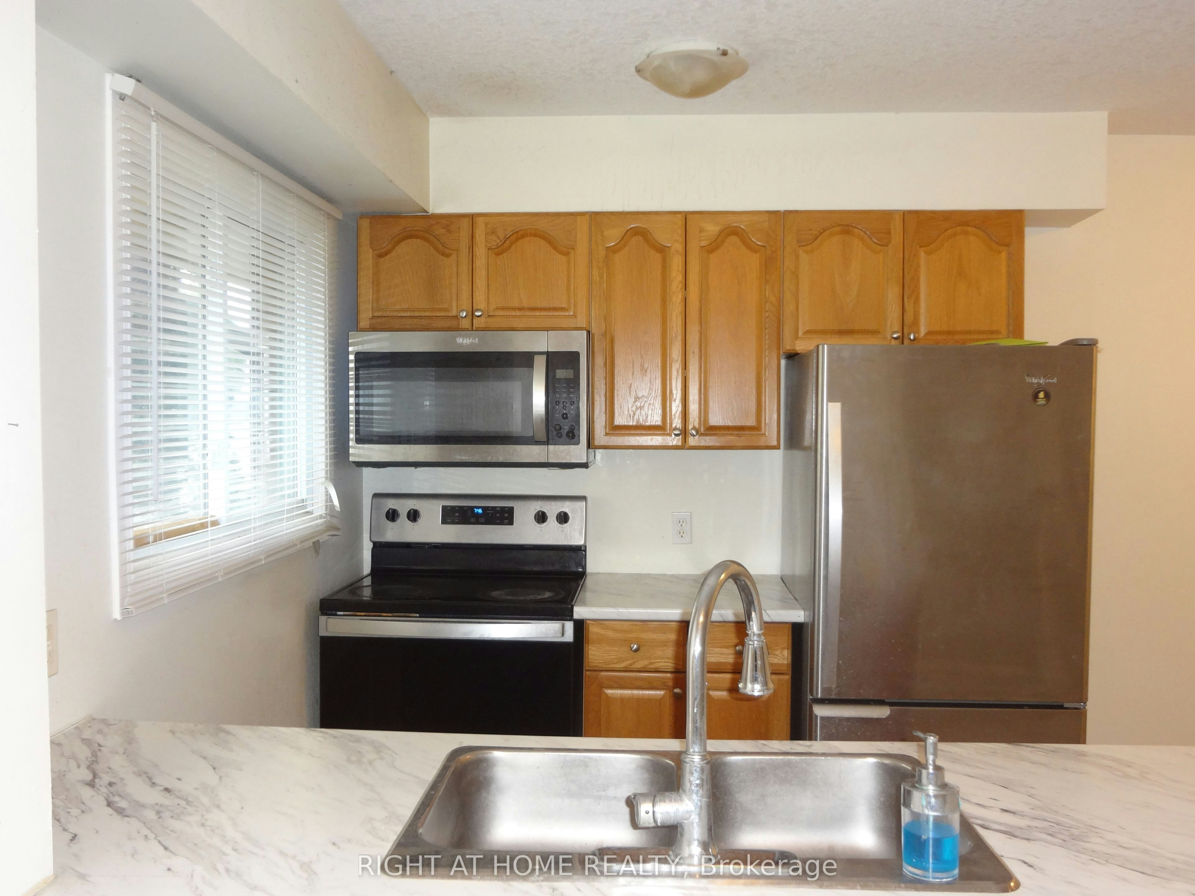 49-211 Veronica Drive, Kitchener, ON, N2A 2R8 - 4