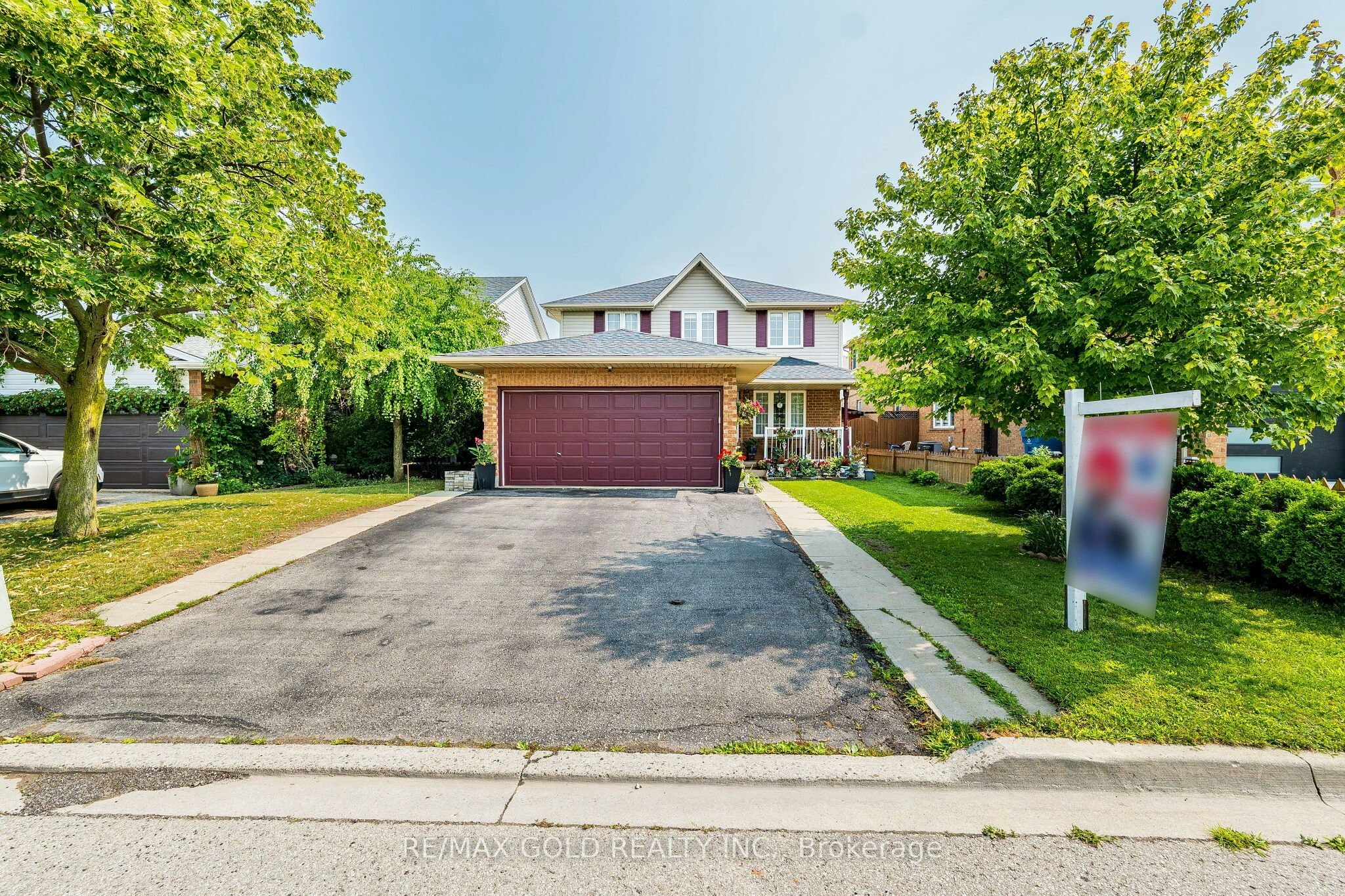 6 Moffatt Lane, Guelph, ON, N1G 5E8