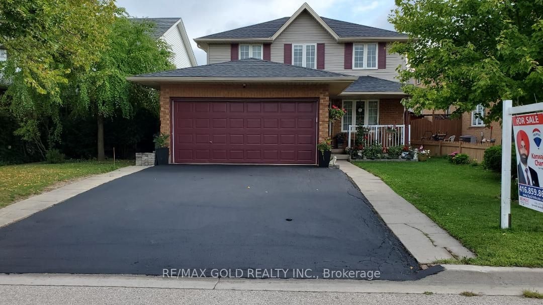 6 Moffatt Lane, Guelph, ON, N1G 5E8