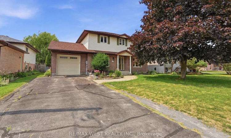 12 Dunnett Drive