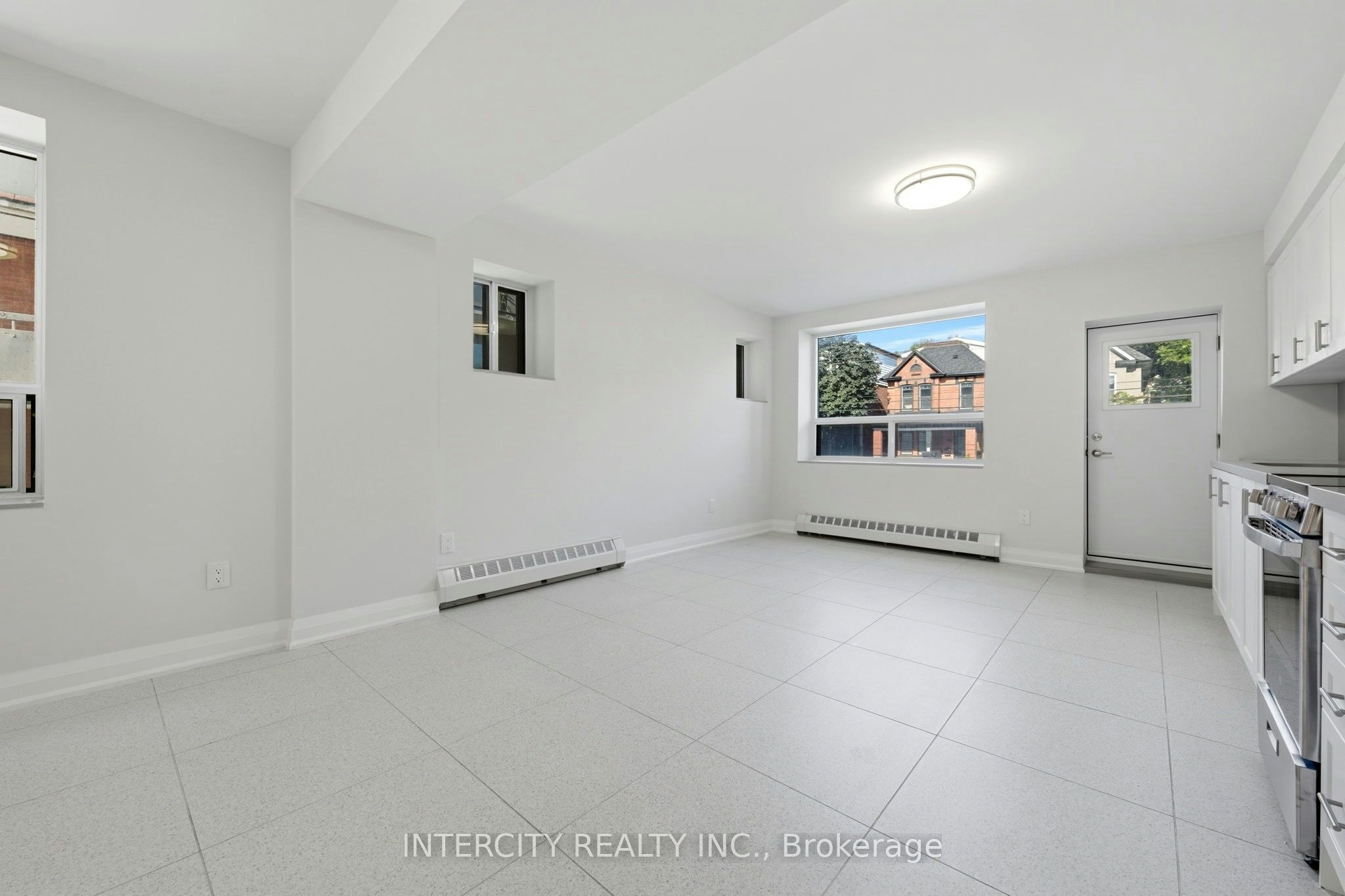 3-91 Wentworth Street S, Hamilton, ON, L8N 2Y9 - 5