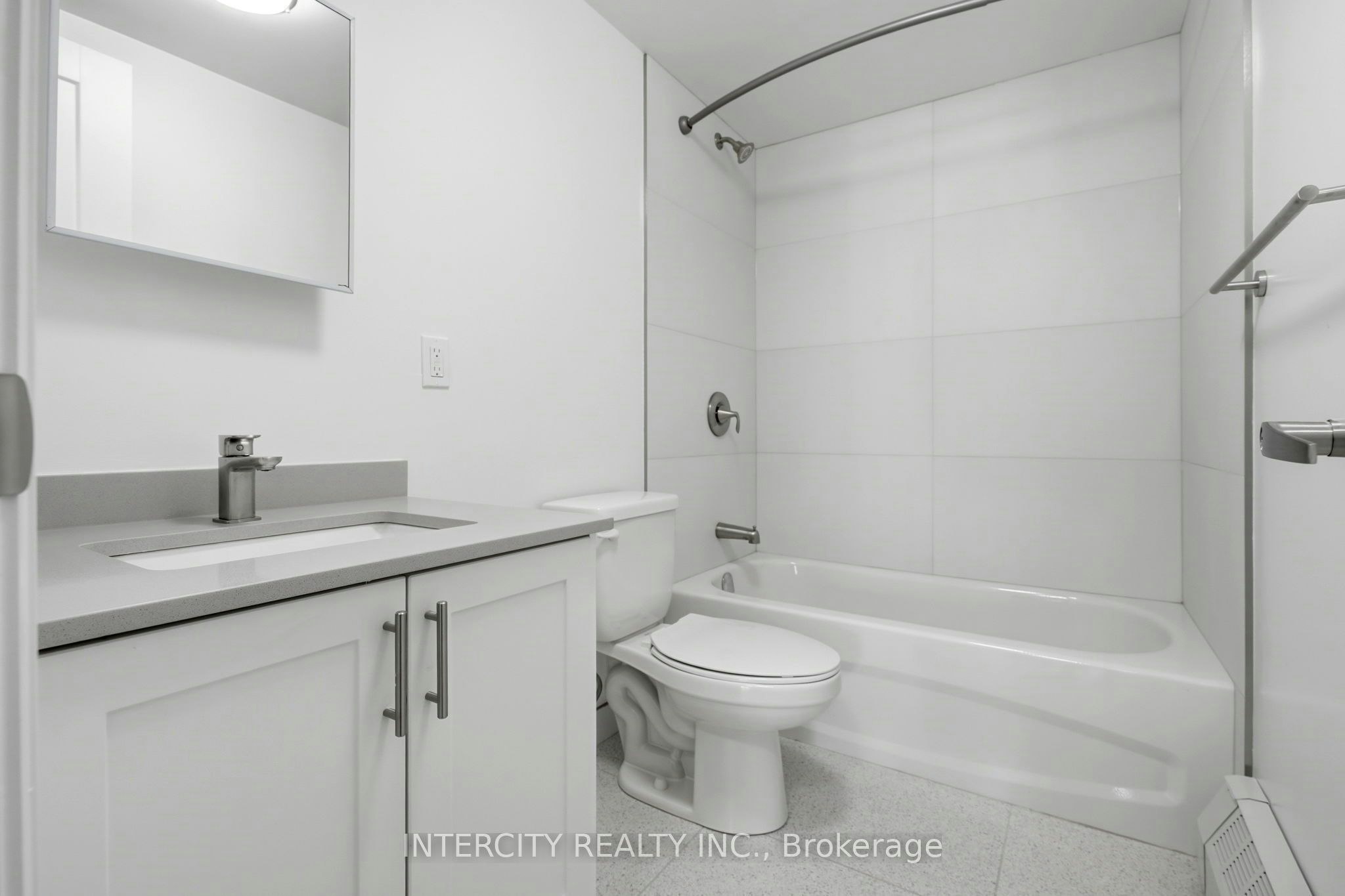 3-91 Wentworth Street S, Hamilton, ON, L8N 2Y9 - 11