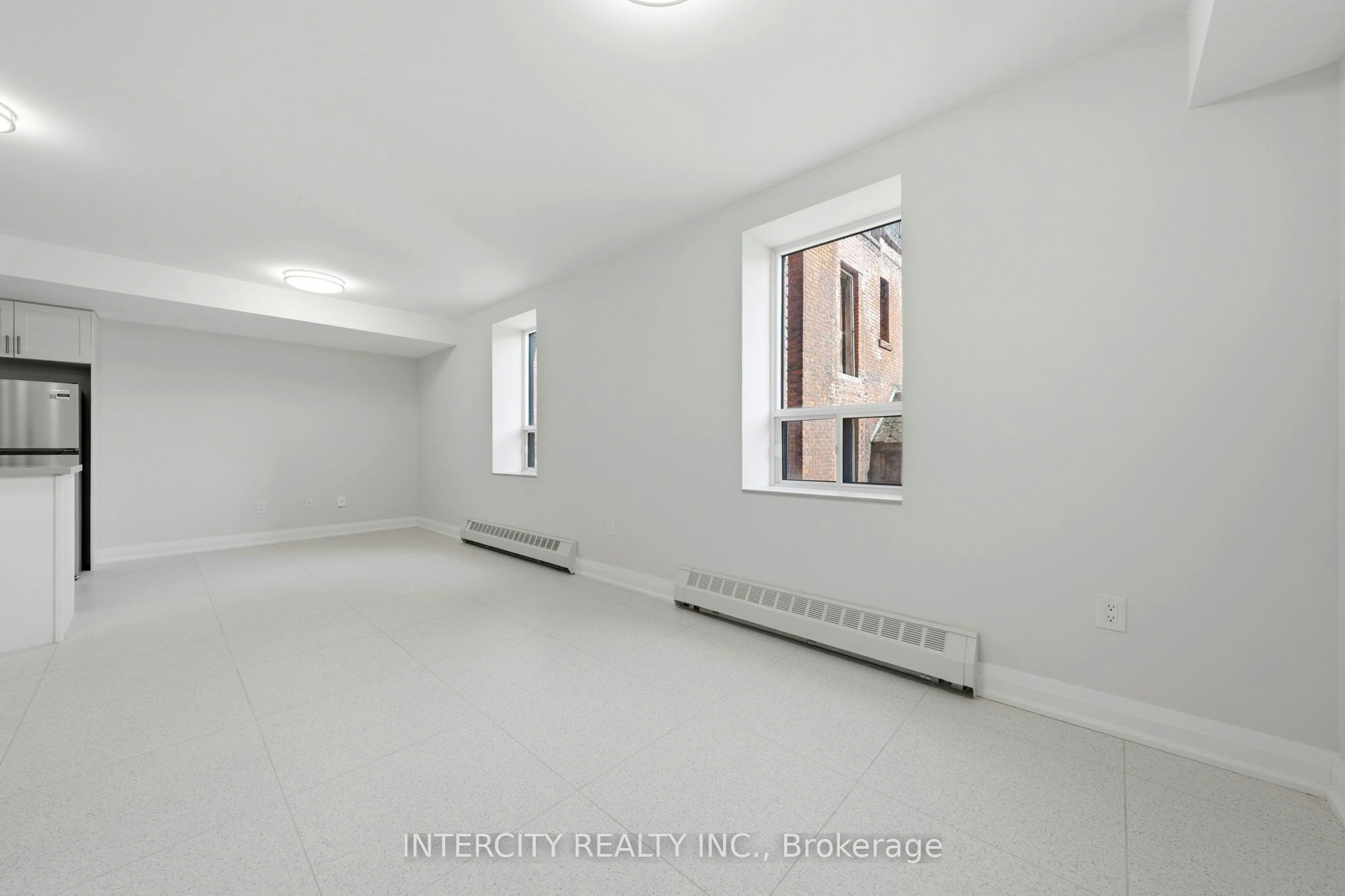 2-91 Wentworth Street S, Hamilton, ON, L8N 2Y9 - 11