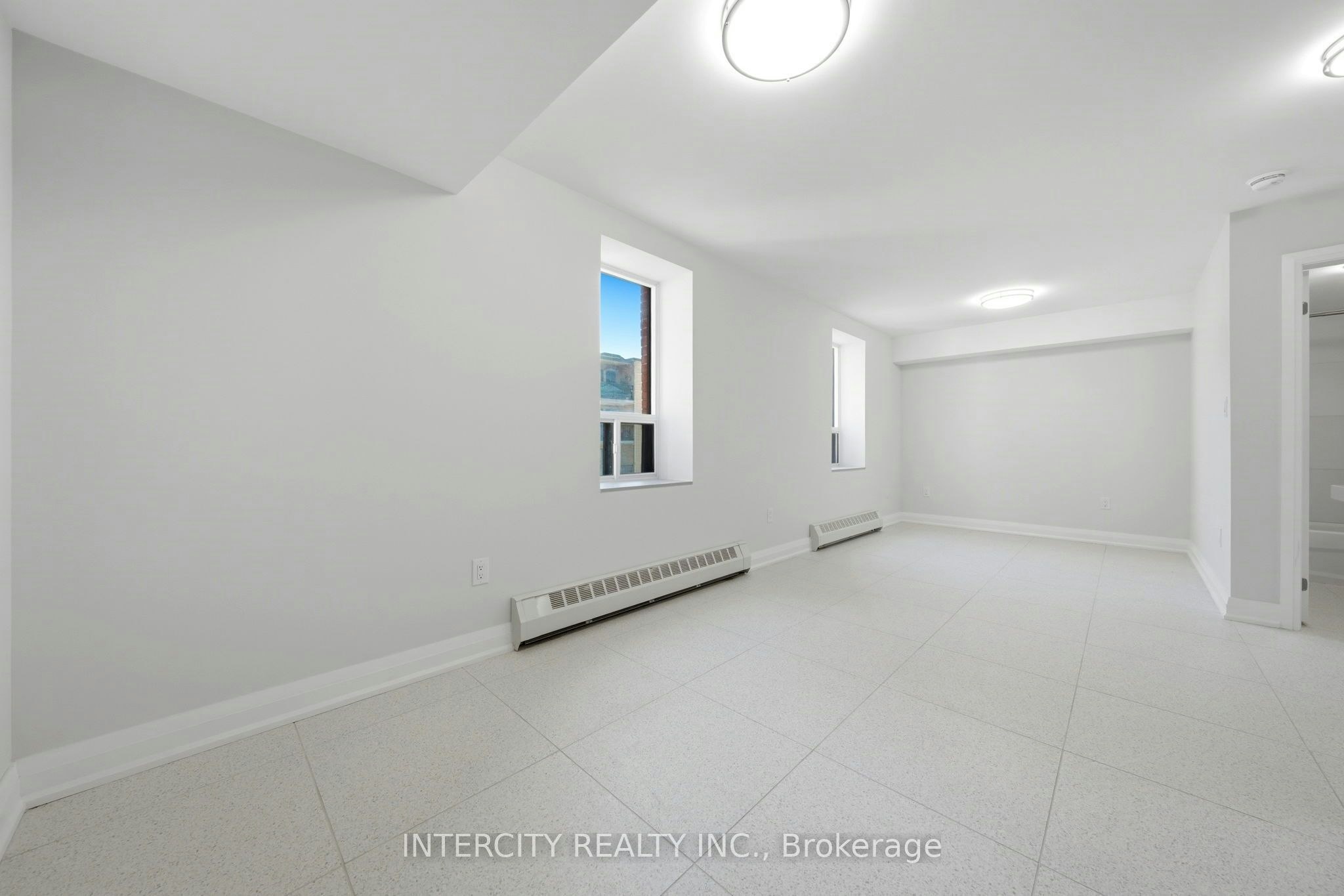 2-91 Wentworth Street S, Hamilton, ON, L8N 2Y9 - 5