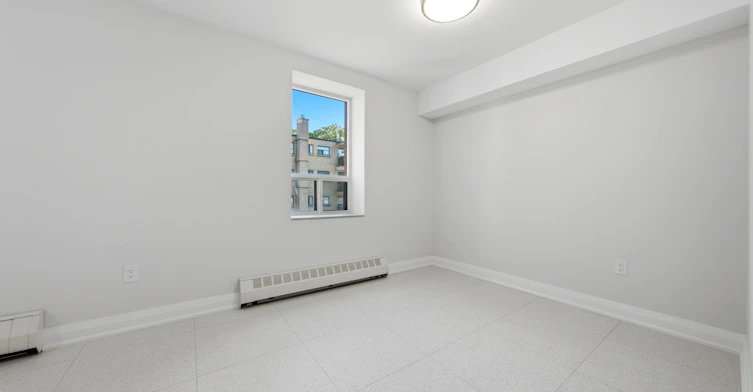 2-91 Wentworth Street S, Hamilton, ON, L8N 2Y9 - 6