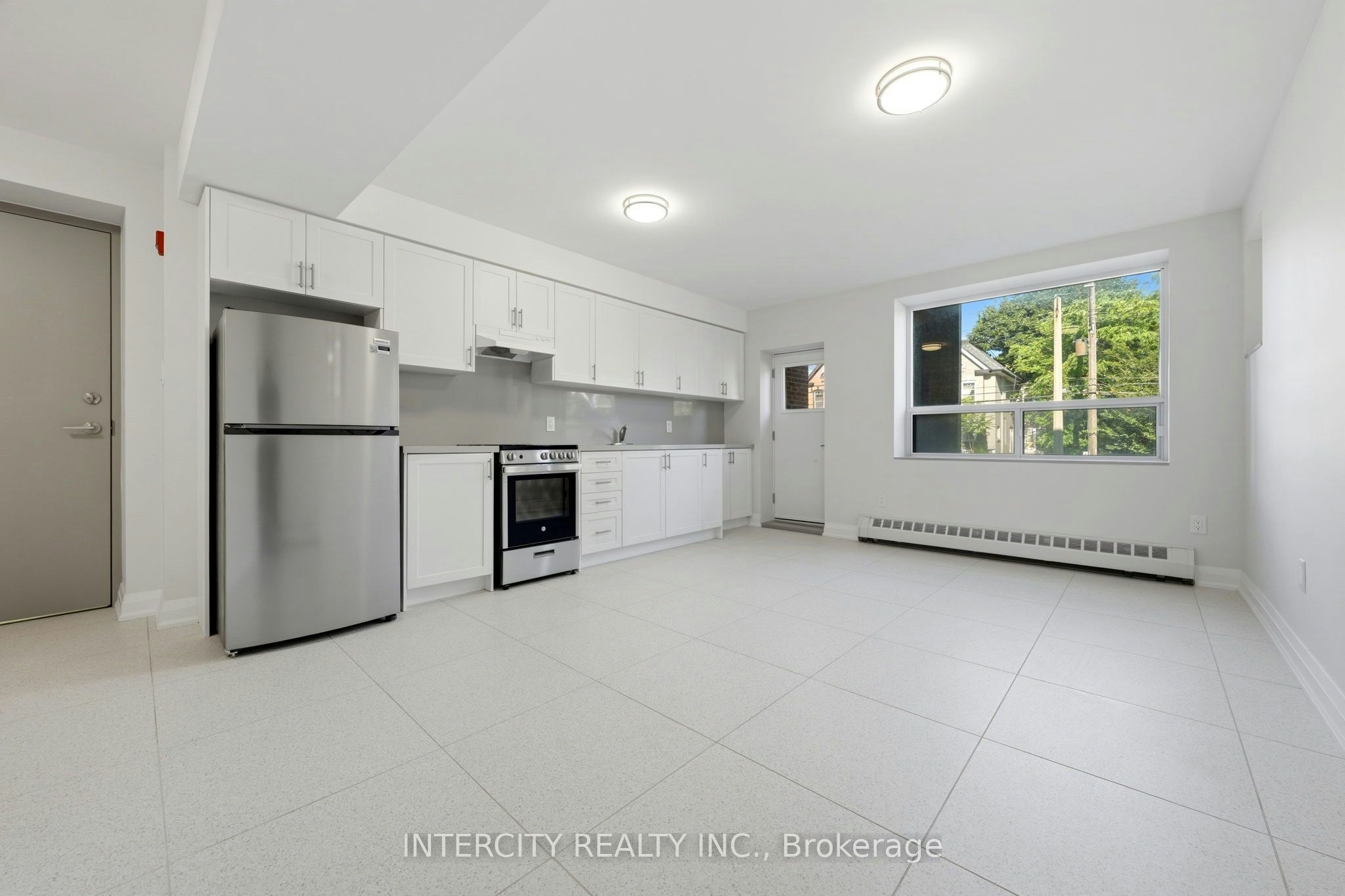 1-91 Wentworth Street S, Hamilton, ON, L8N 2Y9 - 4