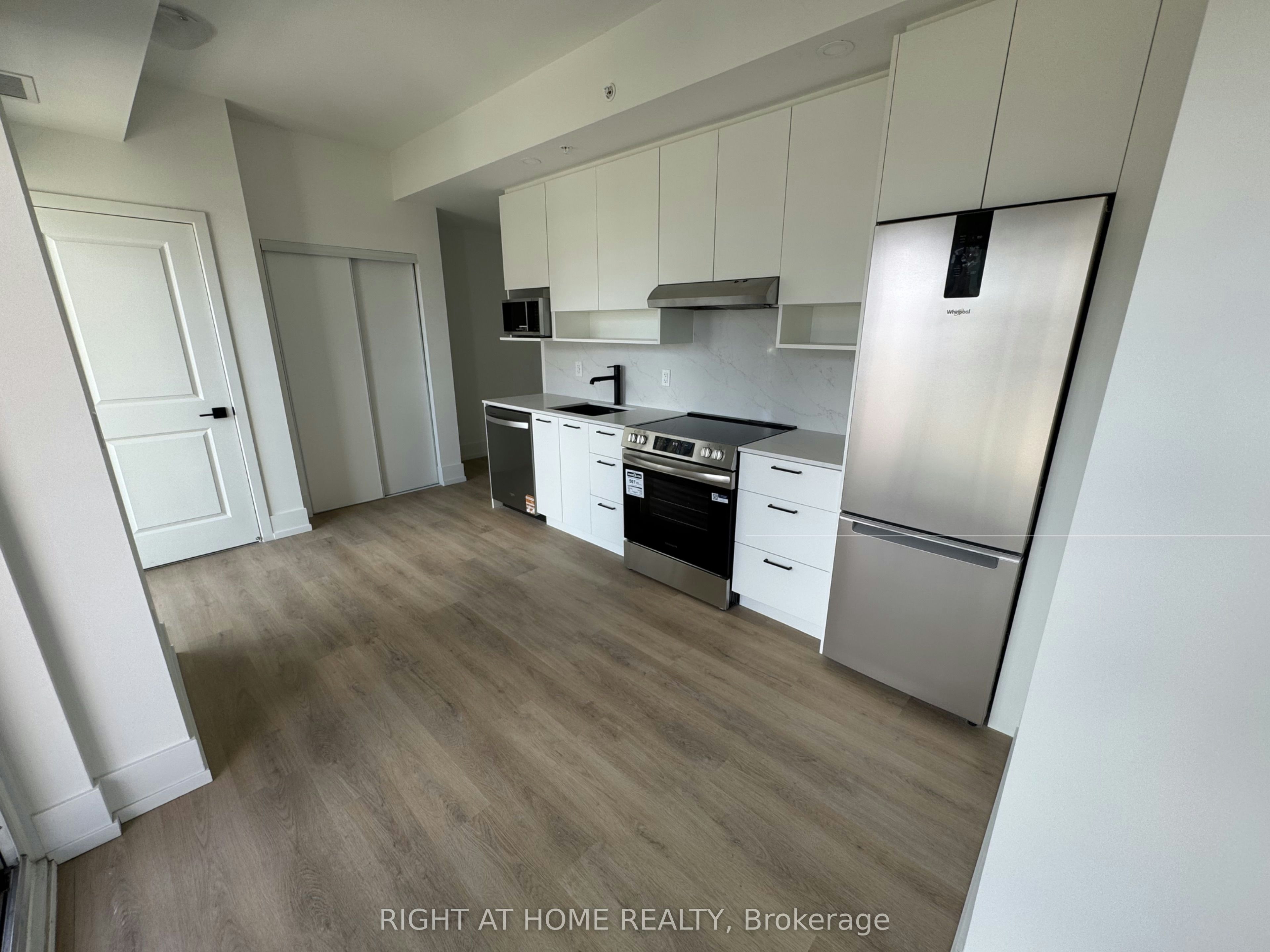 808-206 King Street W, Hamilton, ON, L8P 1A5 - 5