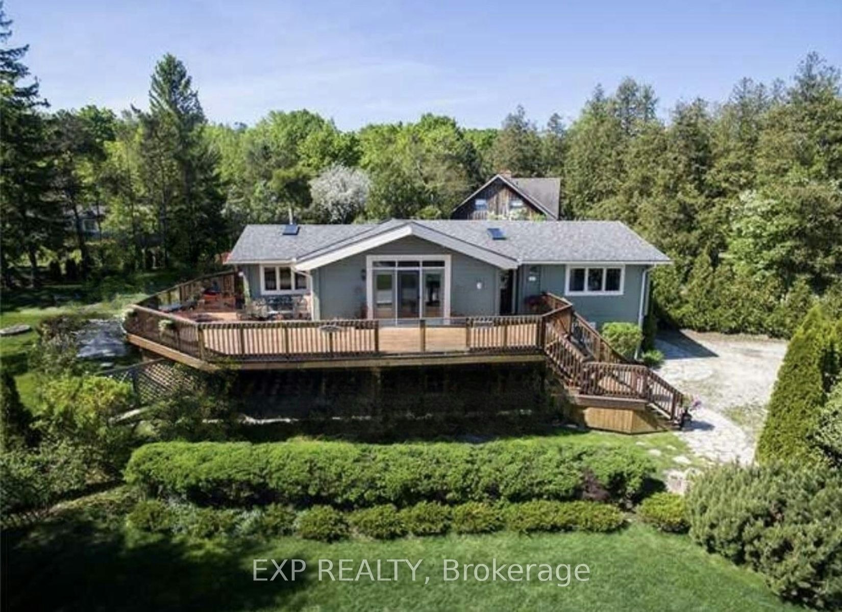 171 Chamonix Crescent, Blue Mountains, ON, L9Y 0S7