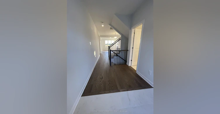 229 Elsie Macgill Walk, Ottawa, ON, K2W 0L5 - 2