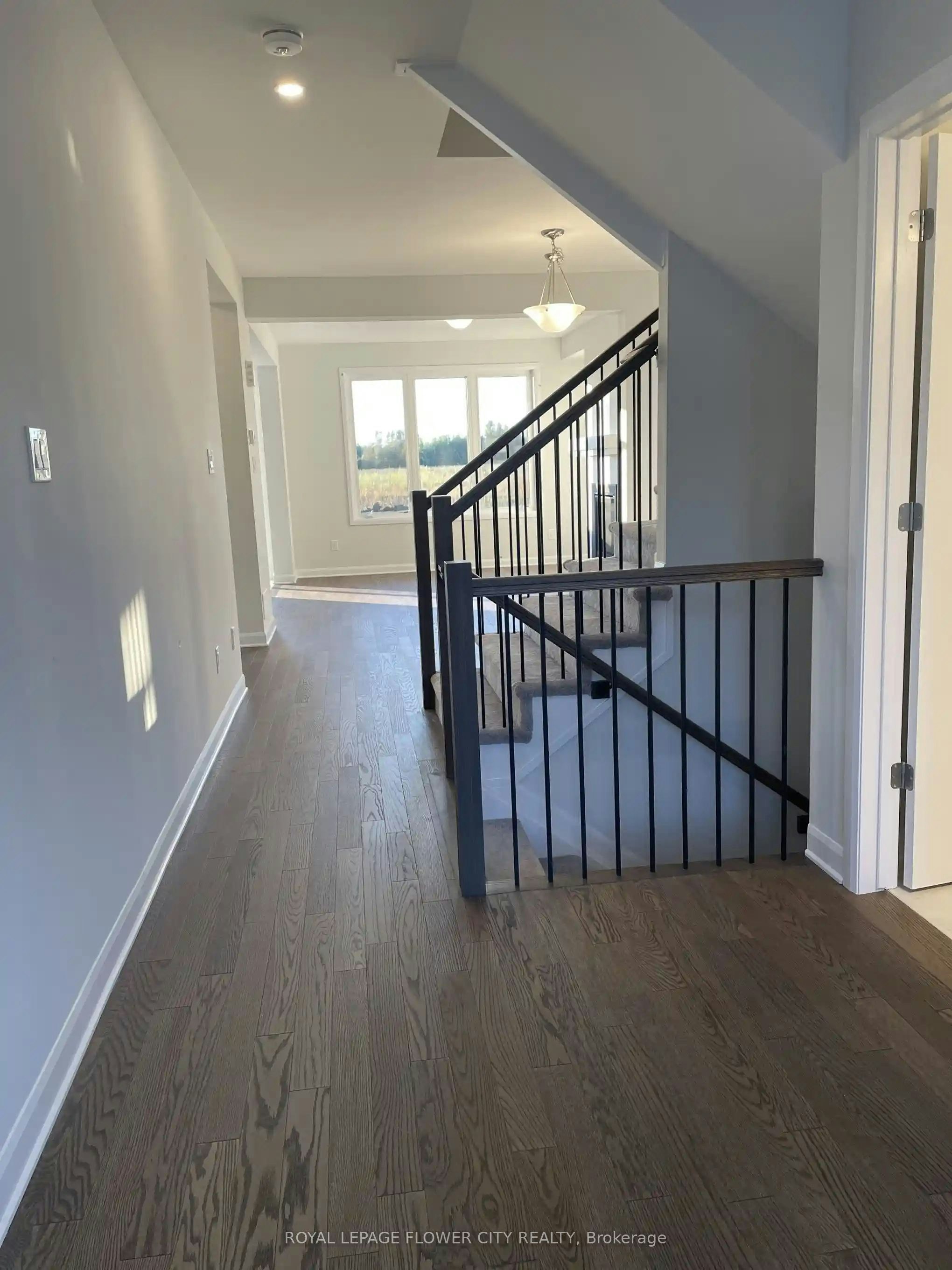 229 Elsie Macgill Walk, Ottawa, ON, K2W 0L5 - 3