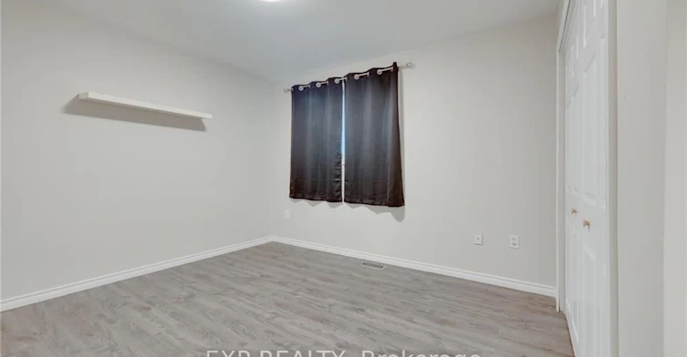 8-78 Bee Street, Woodstock, ON, N4S 3Z3 - 12