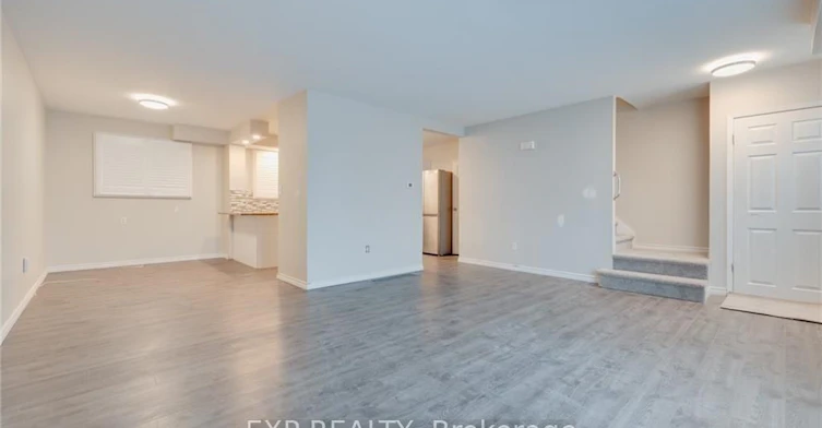 8-78 Bee Street, Woodstock, ON, N4S 3Z3 - 4
