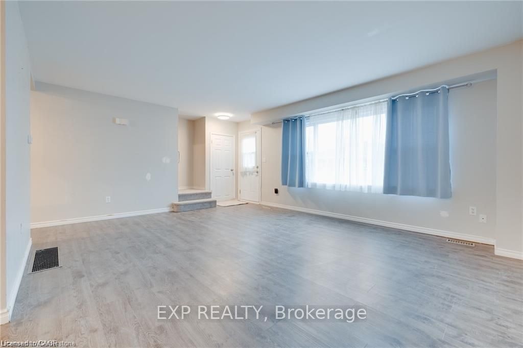 8-78 Bee Street, Woodstock, ON, N4S 3Z3 - 3