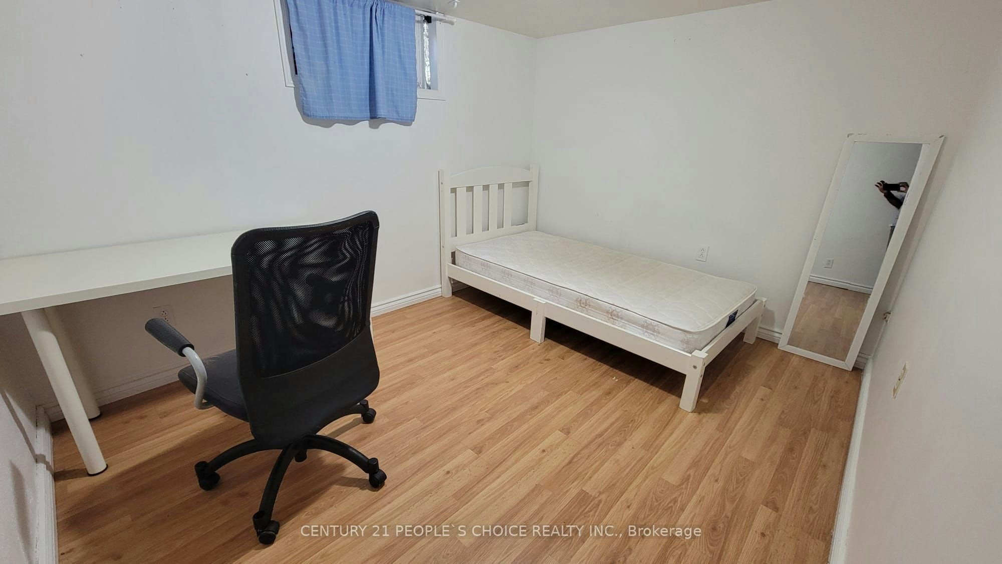 52 Columbia Street W, Waterloo, ON, N2L 3K5 - 5