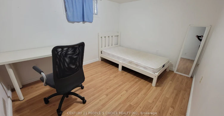 52 Columbia Street W, Waterloo, ON, N2L 3K5 - 5