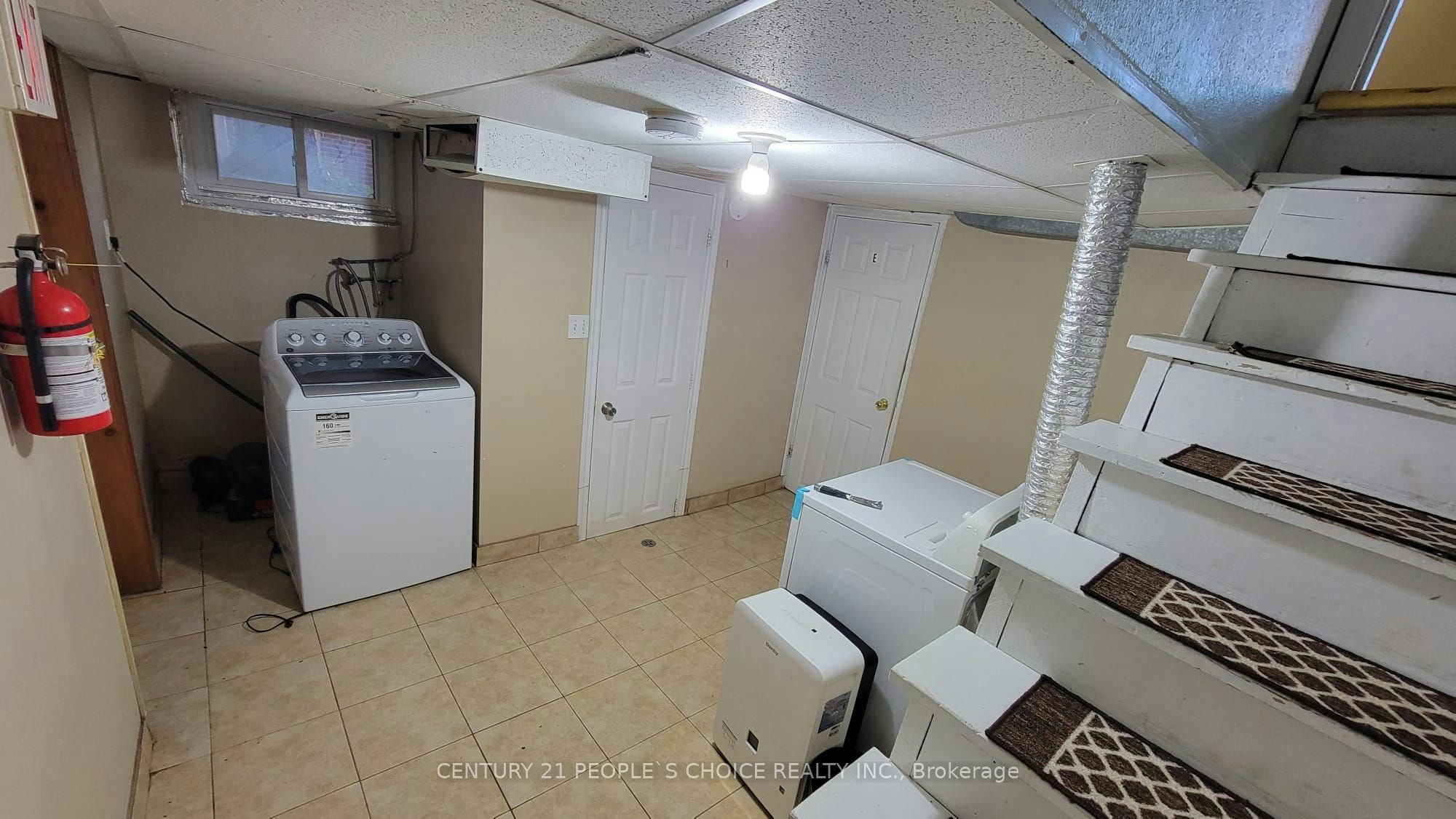 52 Columbia Street W, Waterloo, ON, N2L 3K5 - 7